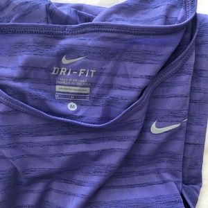 Nike top